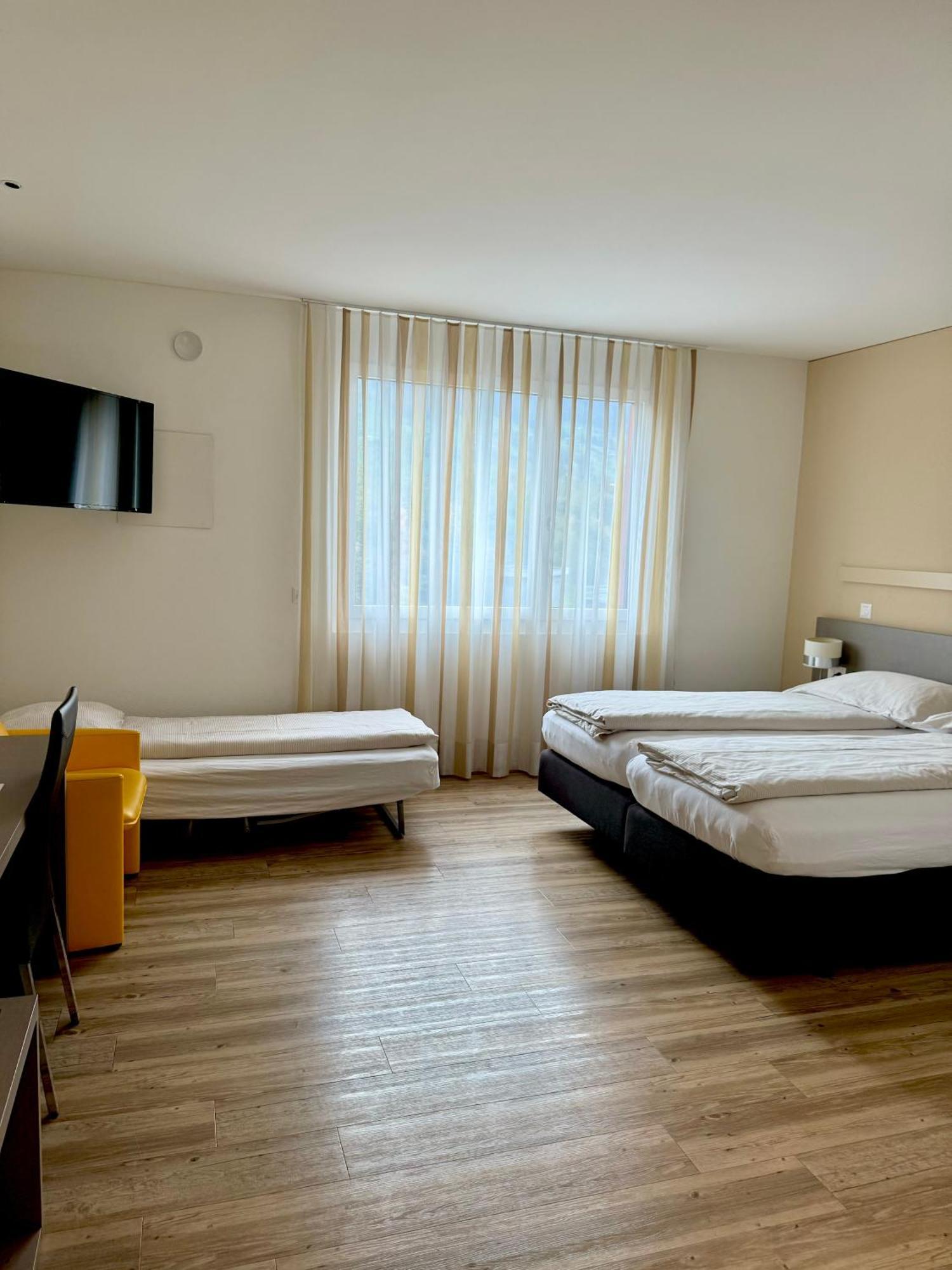 Hotel Am Kreisel Self-Check-In By Smart Hotels Лахен Экстерьер фото